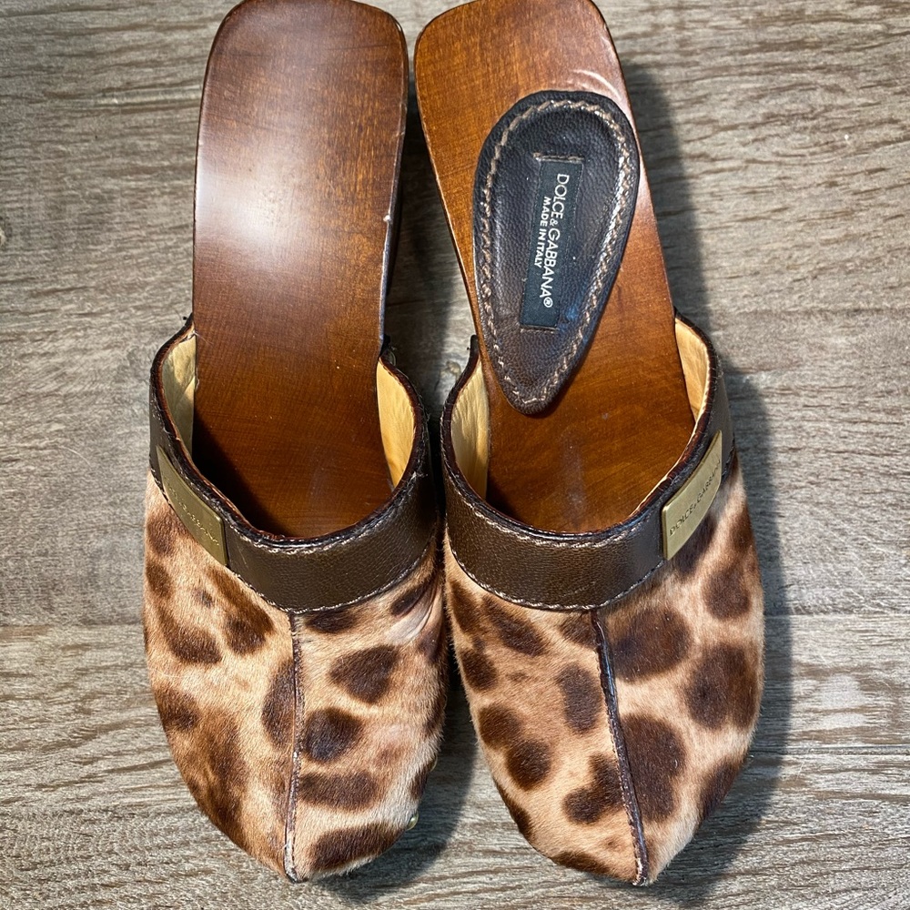 Dolce & gabbana slip on wooden clogs animal print